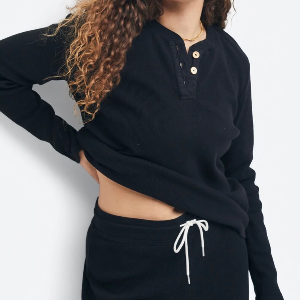 MATE Black button waffled Henley long sleeve. In excellent condition. size Small